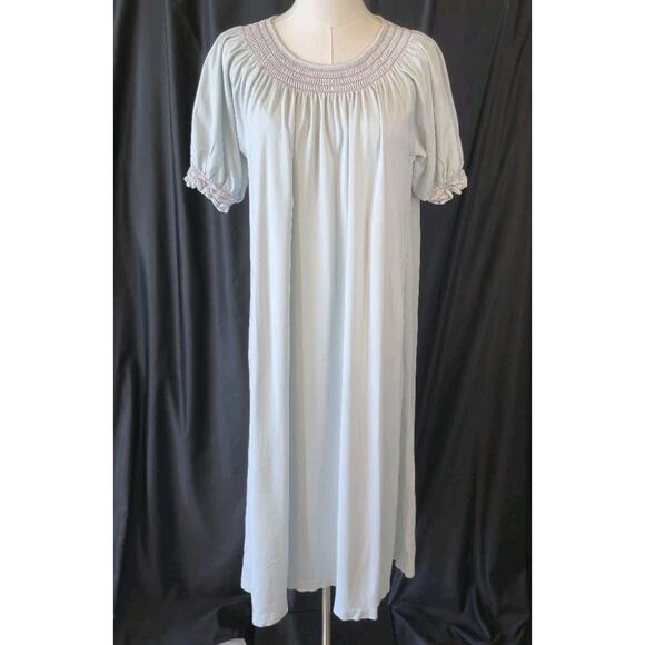 Lake Womens Light Blue Smocked Neck 100% Pima Cotton Night Gown Medium - Picture 1 of 6